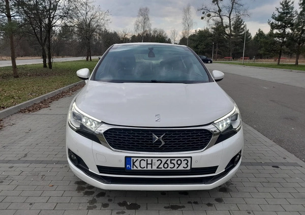 Citroen DS4 cena 43900 przebieg: 158000, rok produkcji 2017 z Chrzanów małe 781